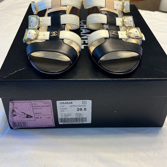Chanel sandals biege black  and cream - Picture 5 of 7